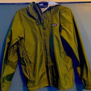 Patagonia Men's Torrentshell Rain Jacket - XSmall Like New